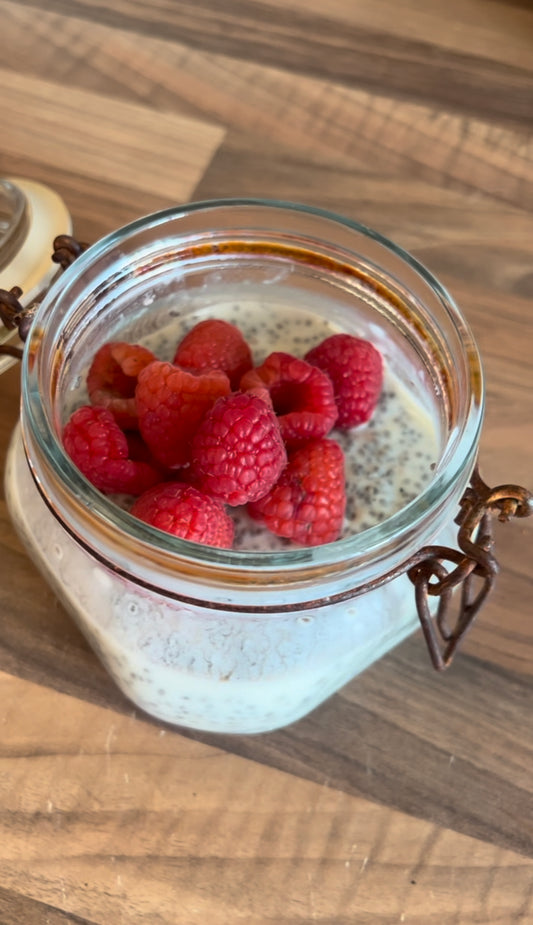 Vanilla protein chia pudding!